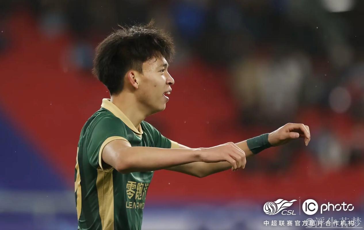 王钰栋中超首球助浙江迎赛季首胜